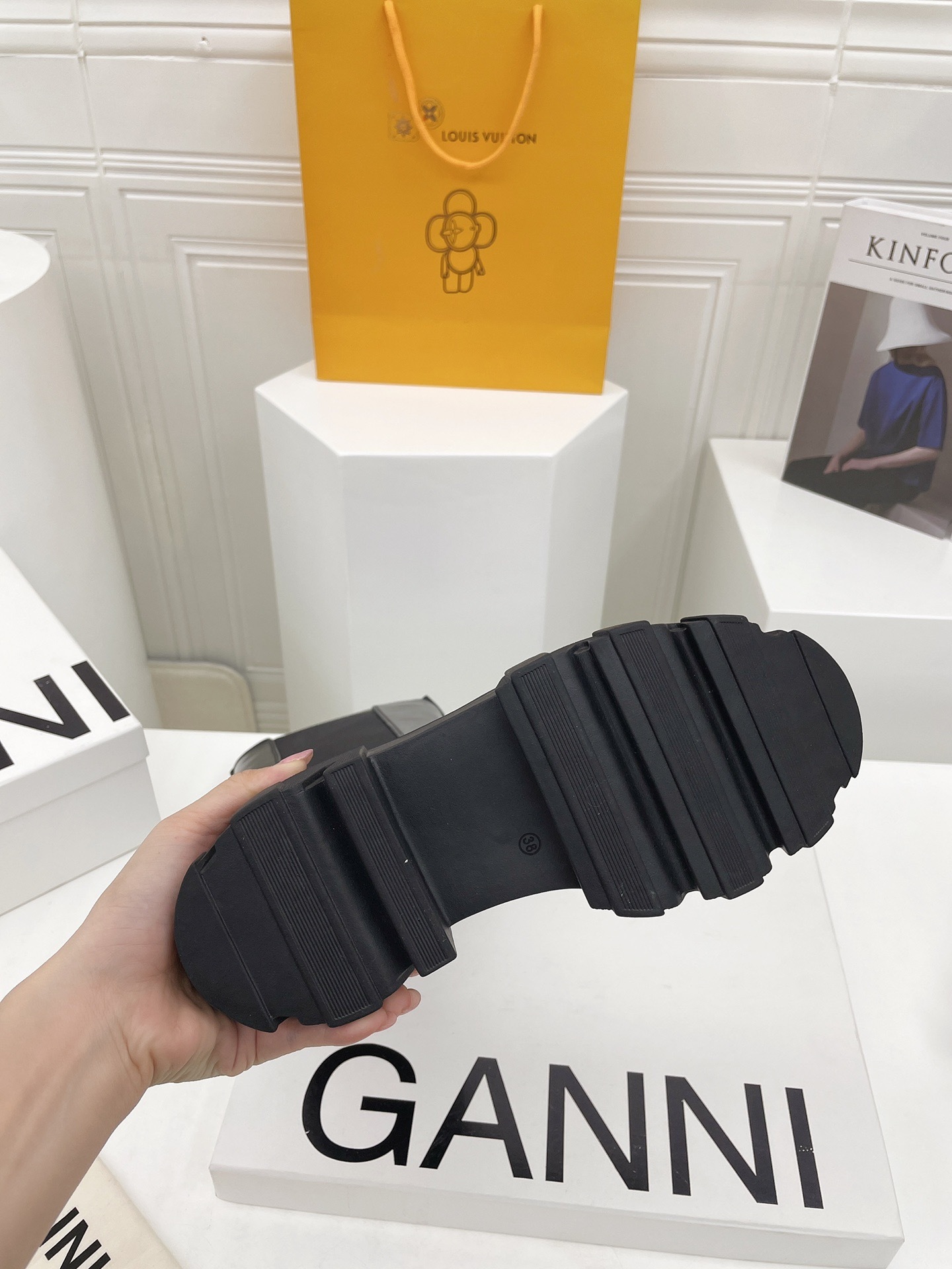 GANNI SHOES SIZE:EU35-40 321654D