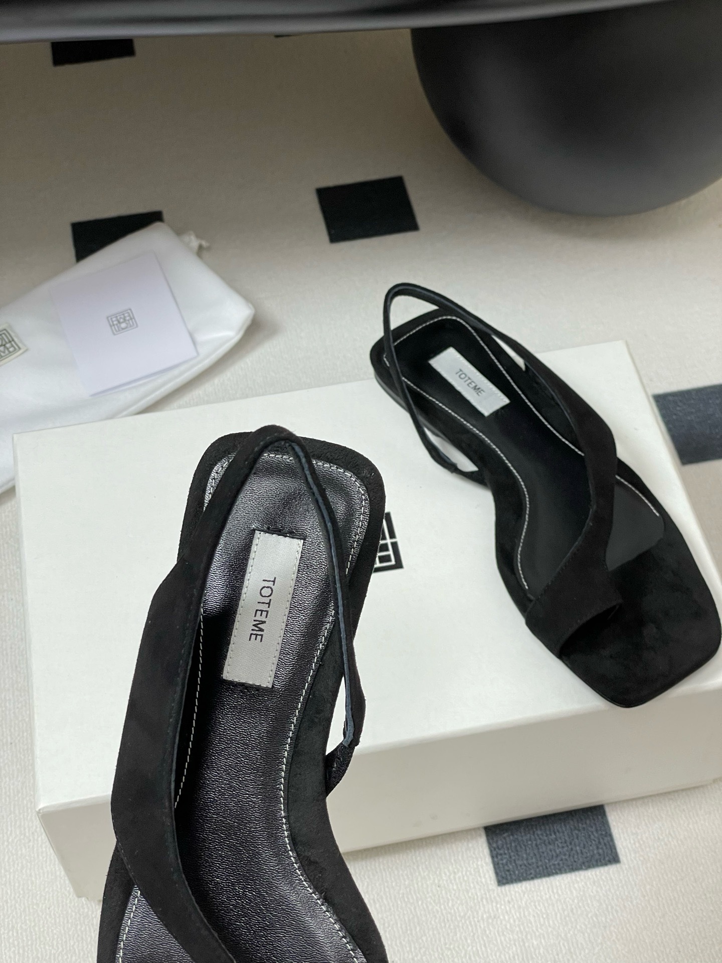 Toteme shoes size:eu35-42 321632B