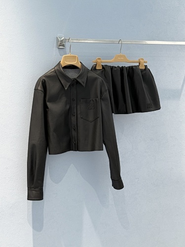 Miumiu Leather Skirt Top Version S-L 2025.8.8