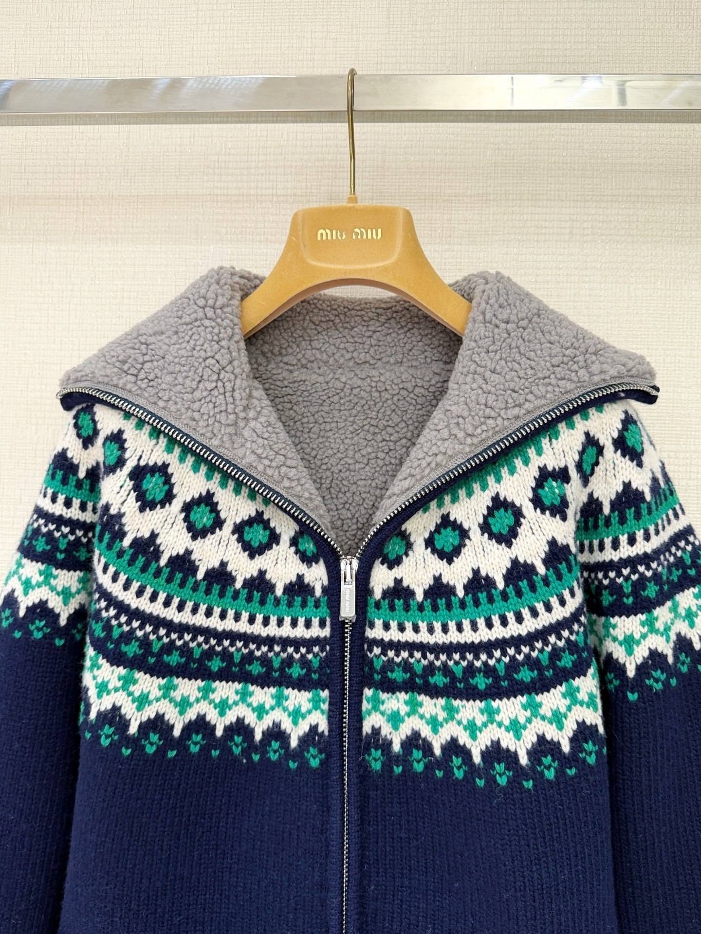 Miumiu Cardigan (Top), Versions S-L, November 21, 2025