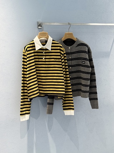 Miumiu Lapel Long Sleeve Sweatshirt Top Version S-L 2025.8.12