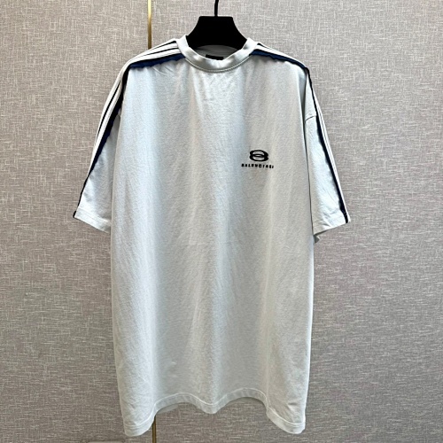 Balenciaga T-shirt Top version 2025.7.14