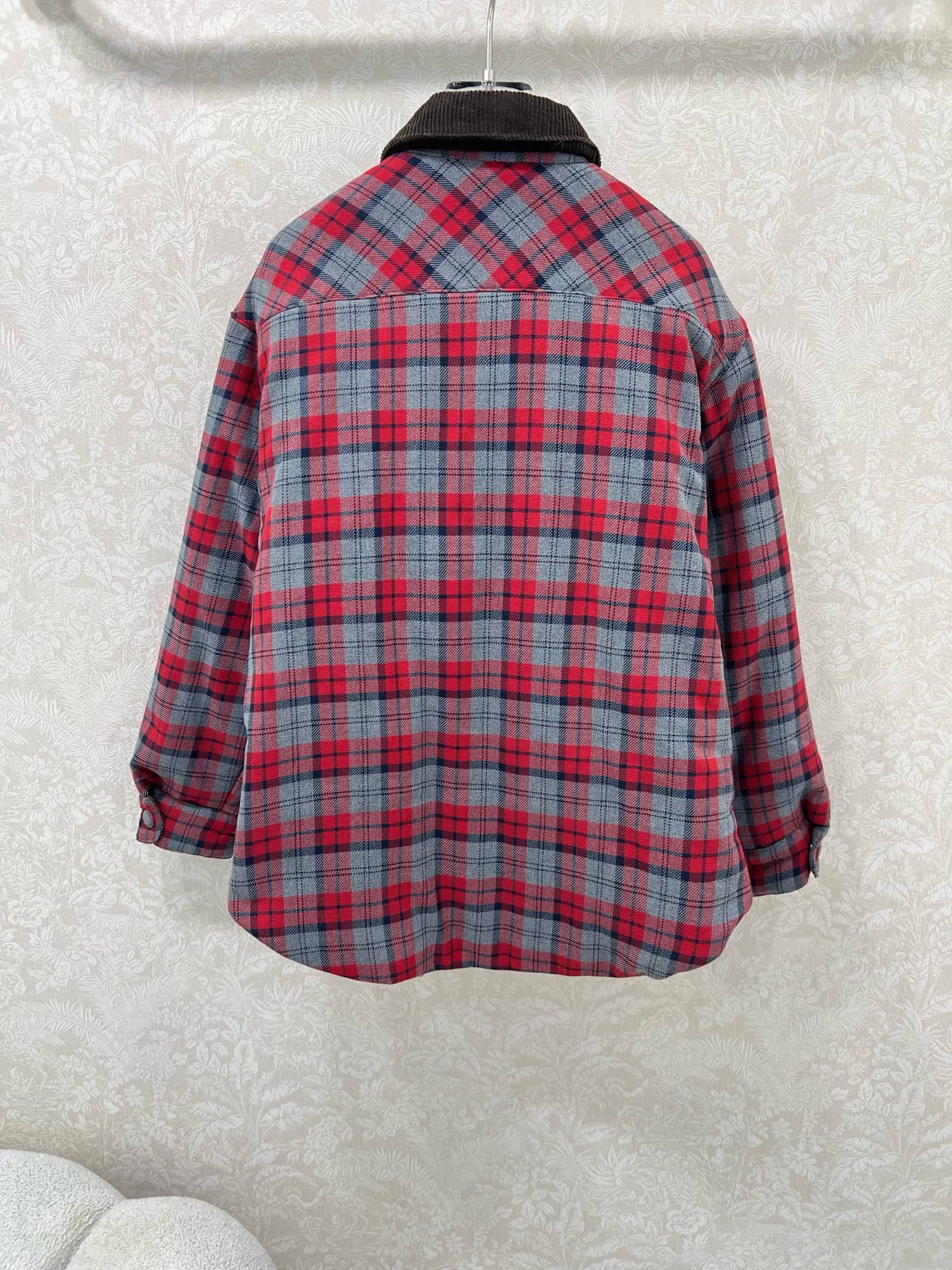 Miumiu Corduroy Plaid Puffer Jacket Top Version S-L 2025.10.21