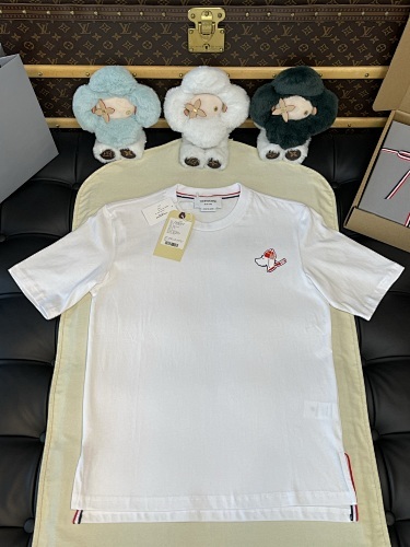 Thom Browne T-shirt Top Version 1-4 2025.6.16