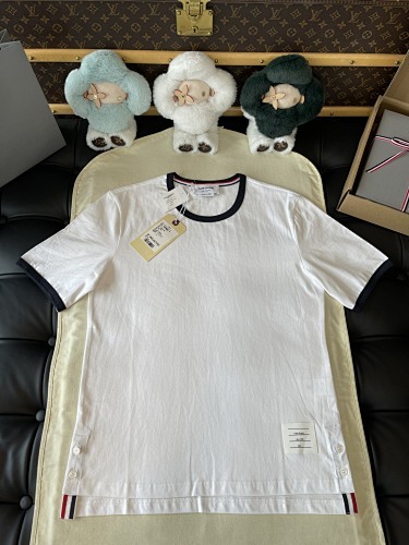 Thom Browne T-shirt Top Version 1-5 2025.7.4