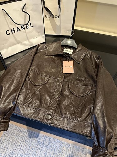 Miumiu Leather Jacket Top Version S-M 2025.9.11