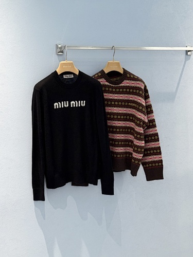 Miumiu Cashmere Blend Sweater Top Version S-L 2025.9.28