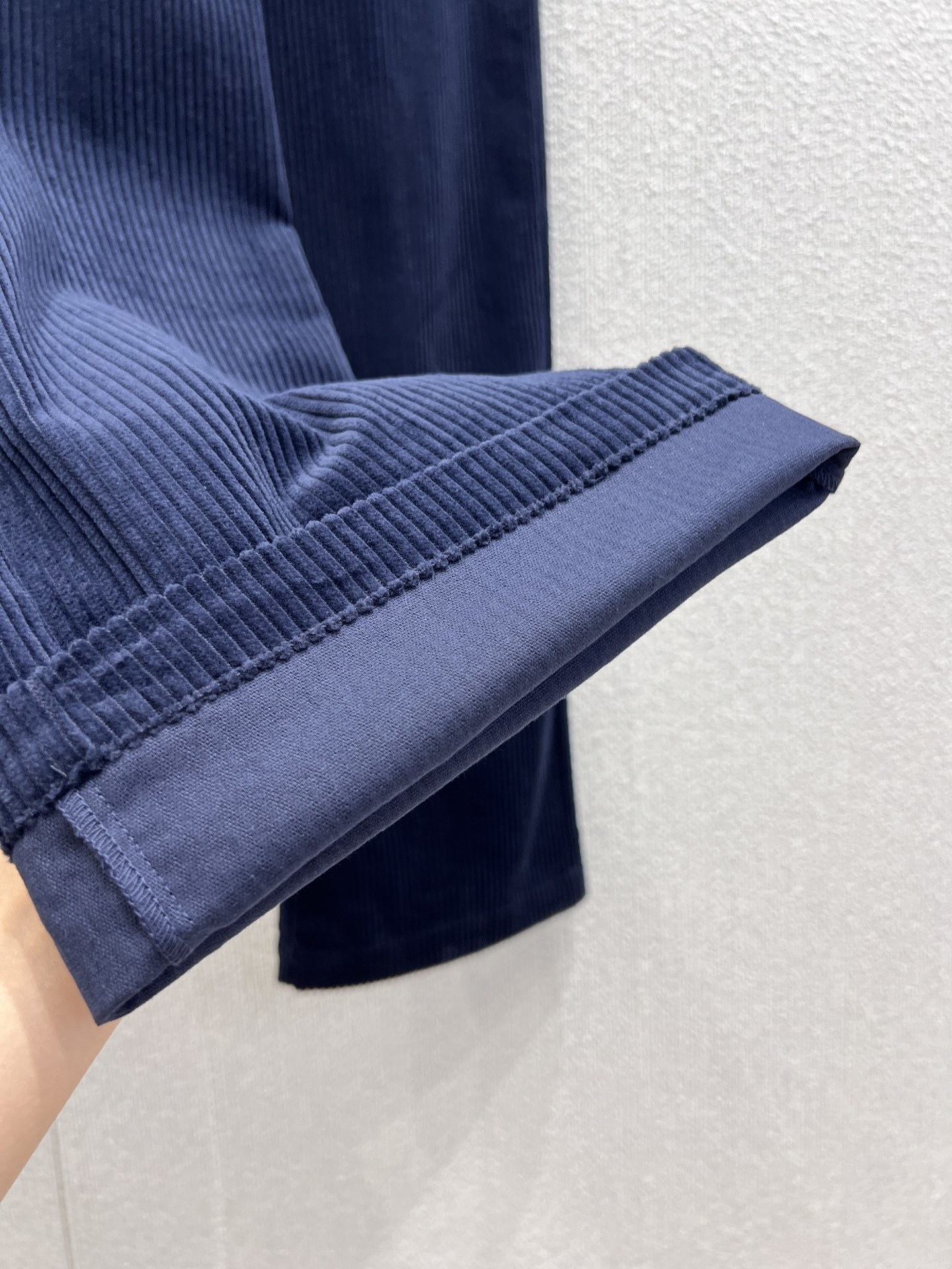 Miumiu Corduroy Straight Pants Top Version S-L 2025.10.9