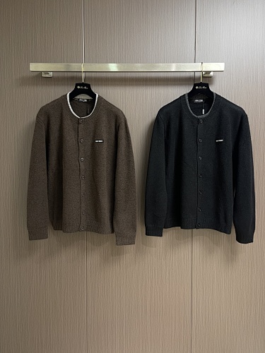 Miumiu Knit Cardigan Top Version M-XL October 27, 2025