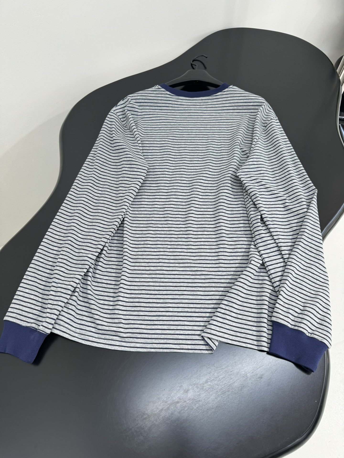 Miu Miu long-sleeved T-shirts, top versions S-L, 2025.11.11