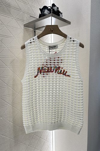 Miumiu Hollow Letter Knitted Vest Top Version S-L 2025.6.17