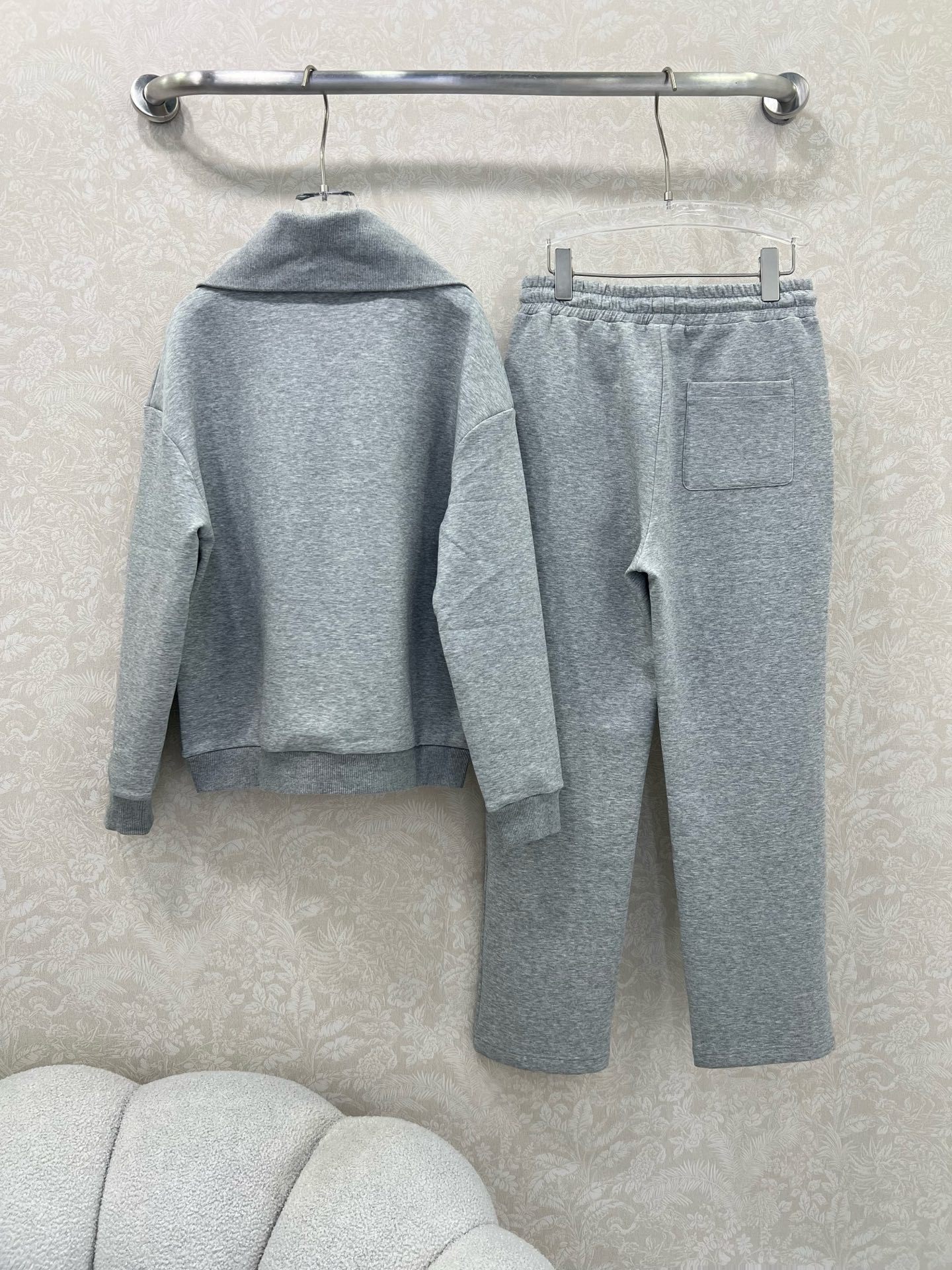 Miumiu suit Top Version S－L 2025.9.11