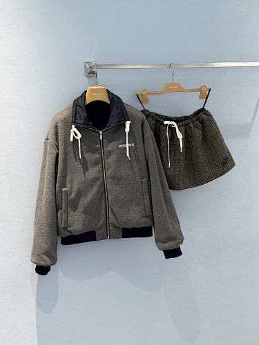 Miu Miu Jacket, Top Versions S-L, 2025.11.18