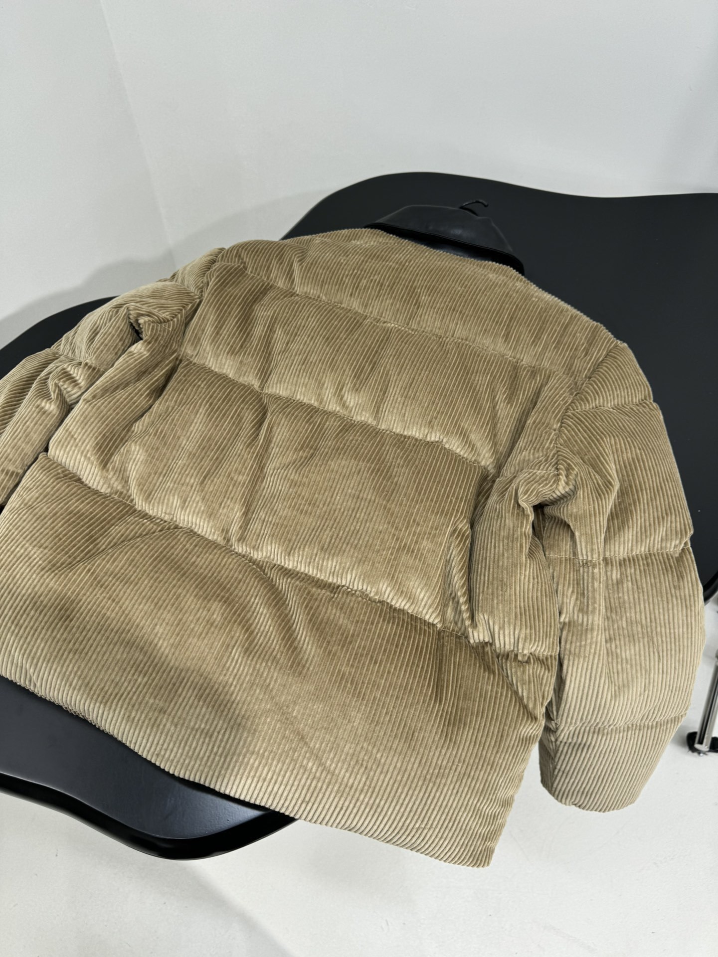 Miu Miu down jacket, top versions S-L, 2025.11.11