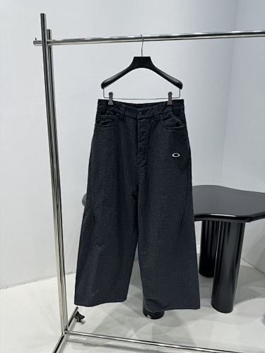 Balenciaga casual trousers, top version, sizes S-XL, November 25, 2025.