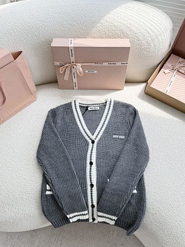 Miumiu Knitted Cardigan Top Version S-L 2025.9.30
