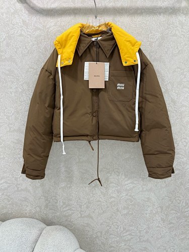 Miumiu Lapel Down Jacket Top Version 36-40 2025.9.2