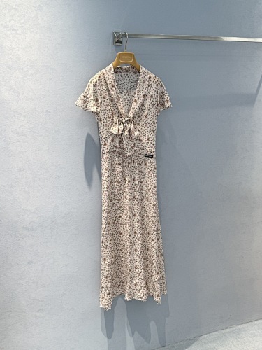 Miumiu Waist Short Sleeve Dress Top Version S-L 2025.8.5