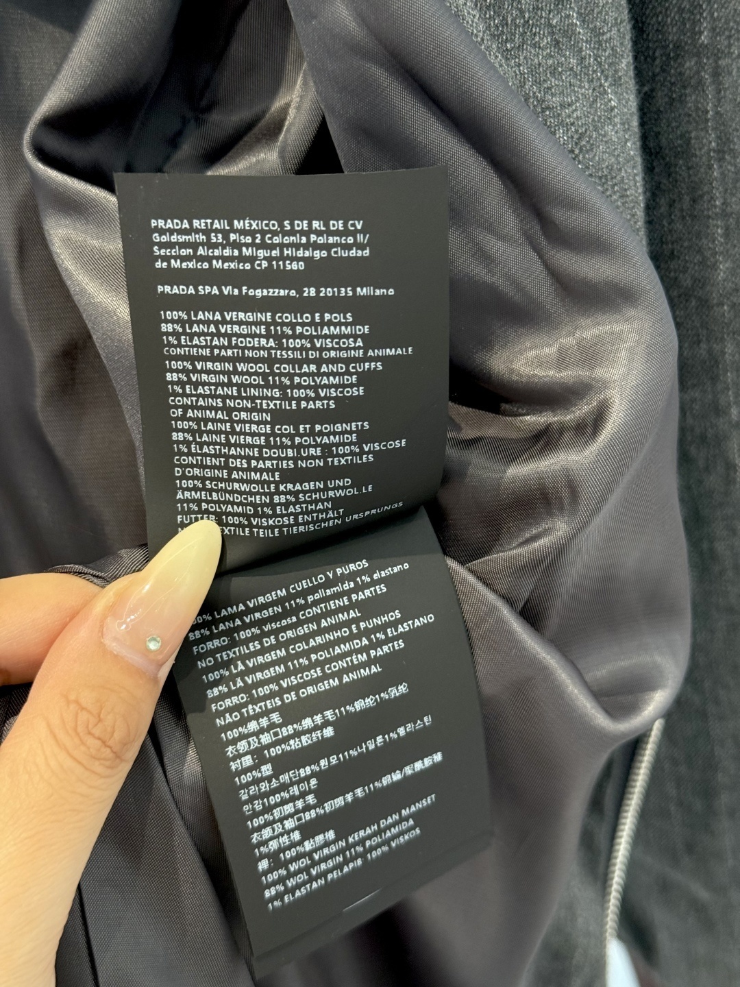 Miumiu Contrast Color Striped Zipper Jacket Top Version S-L 2025.8.19