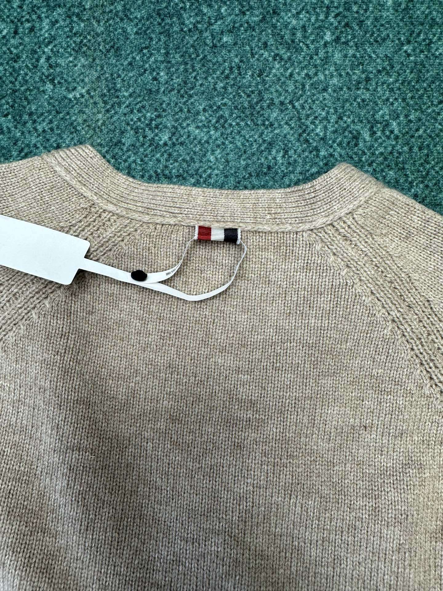 Thom Browne Cardigan Top Version 1-5, 2025.11.17