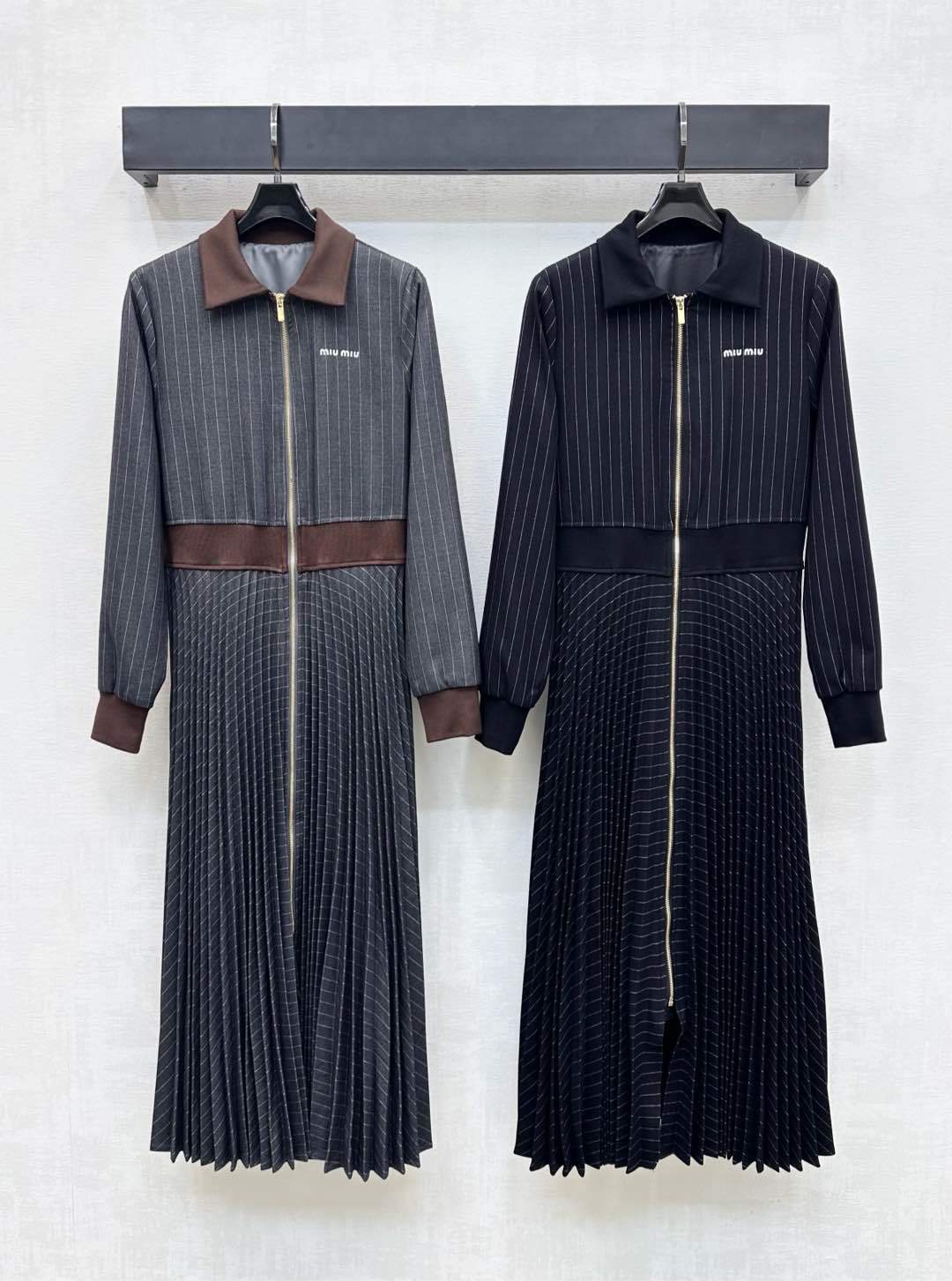 Miumiu Lapel Striped Dress Top Version S－L 2025.9.2