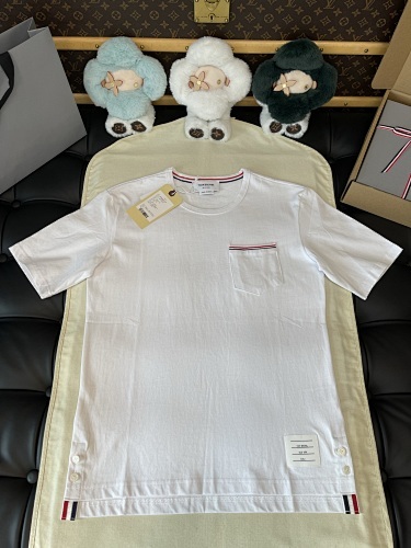 Thom Browne T-shirt Top Version 1-4 2025.6.16