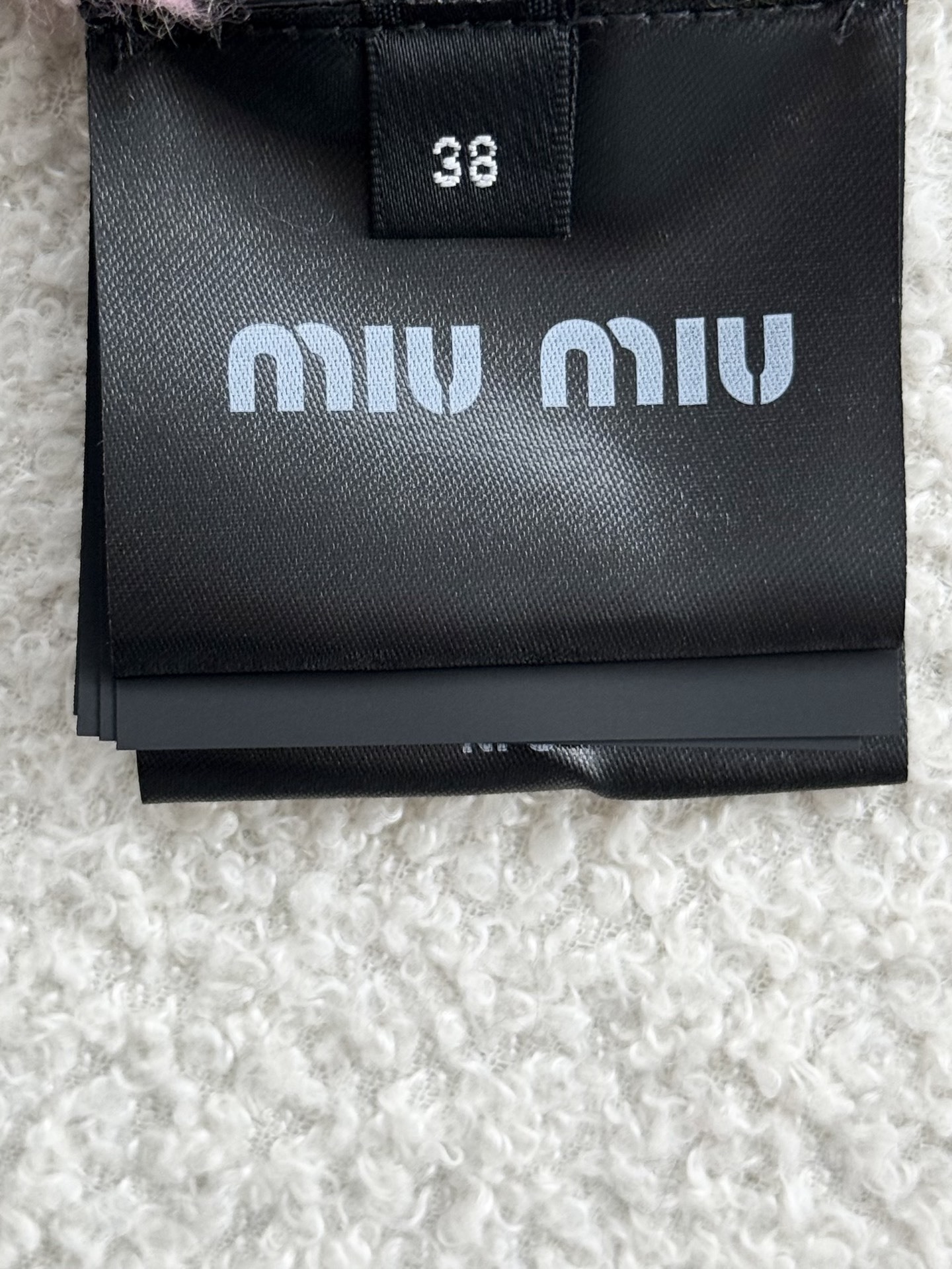 Miumiu Sweater Top Version S-L 2025.9.28