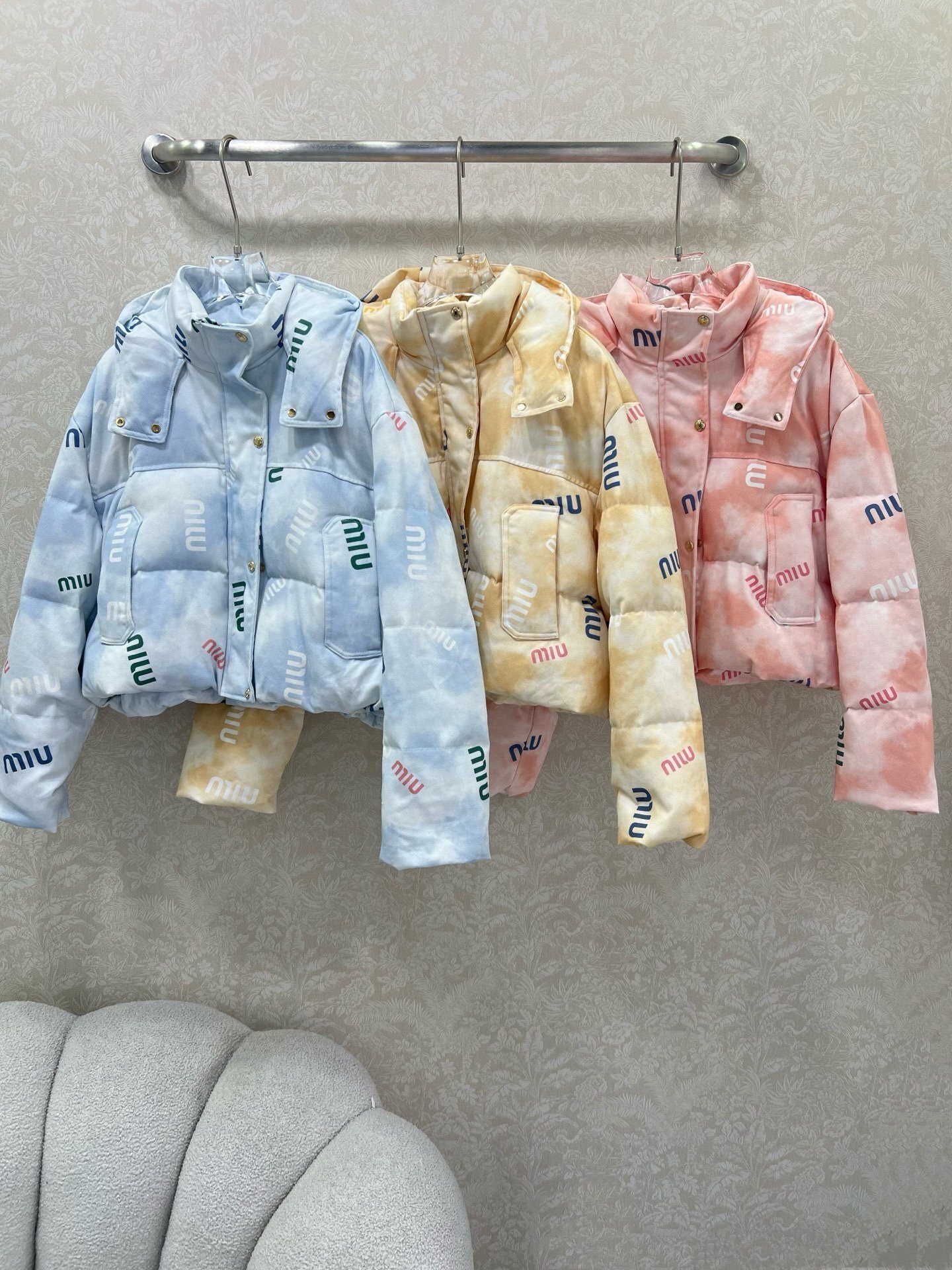 Miu Miu down jacket, top versions, sizes S-L, 2025.11.25