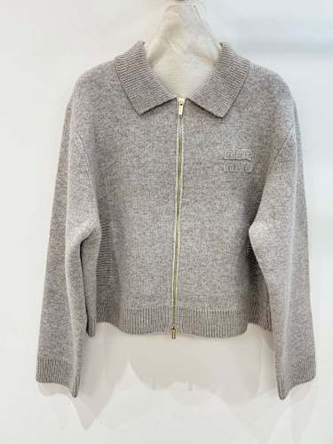 Miumiu Cashmere Zipper Cardigan Top Version 36-40 2025.8.7