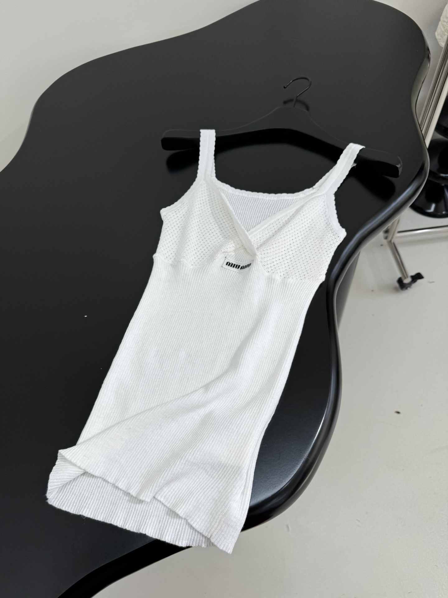 Miumiu Knitted Vest Top Version S-L 2025.10.14