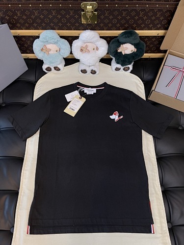 Thom Browne T-shirt Top Version 1-4 2025.6.16