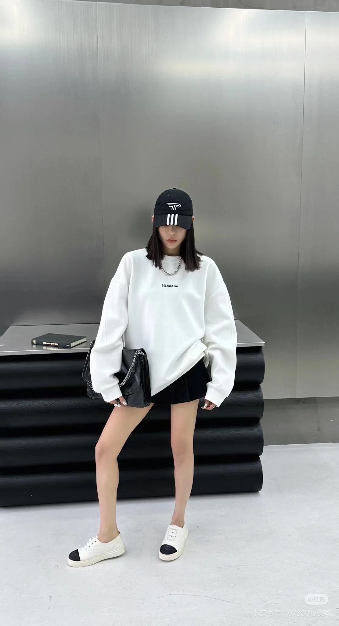 BLAA0580 BLCG FRONT BACK EMBROIDERED LETTER VEST