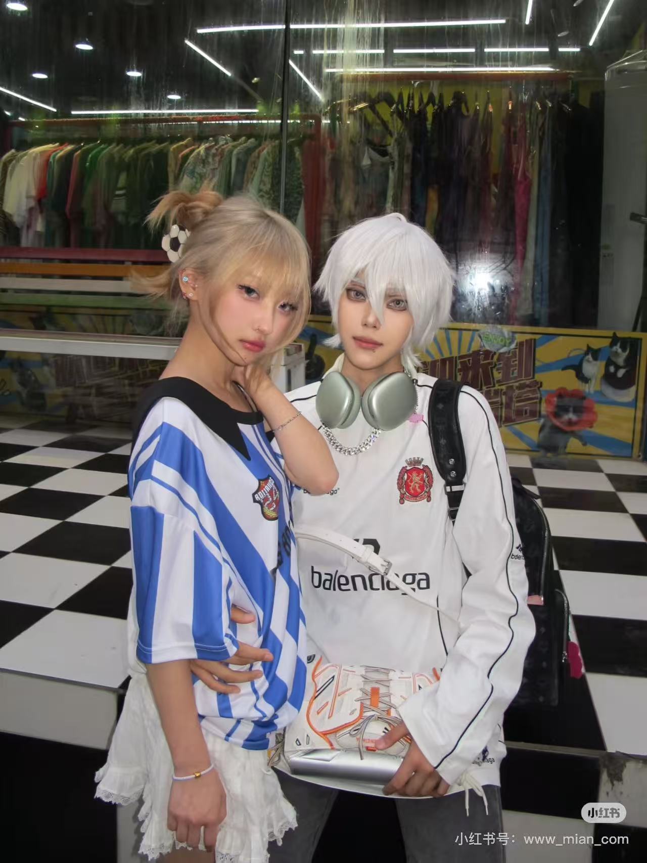 BLAC10180 BLCG CONAMED UNITED EMBROIDERY 01 LONGSLEEVE TSHIRT