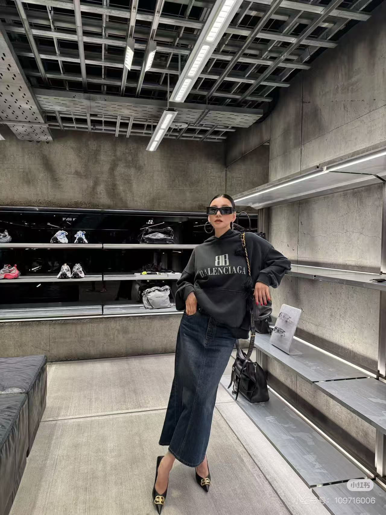 BLBE0385 BLCG BB LETTER HOODIE