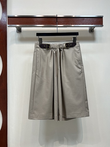 LW9K3279 LW 25 PLEATED LEATHER BUCKLE DECORATIVE WIDE LEG SHORTS