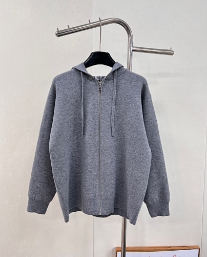 LEAH8685 LEW BEHIND PARAGRAPH AN ANAGRAM ON ZIPPER JACKET