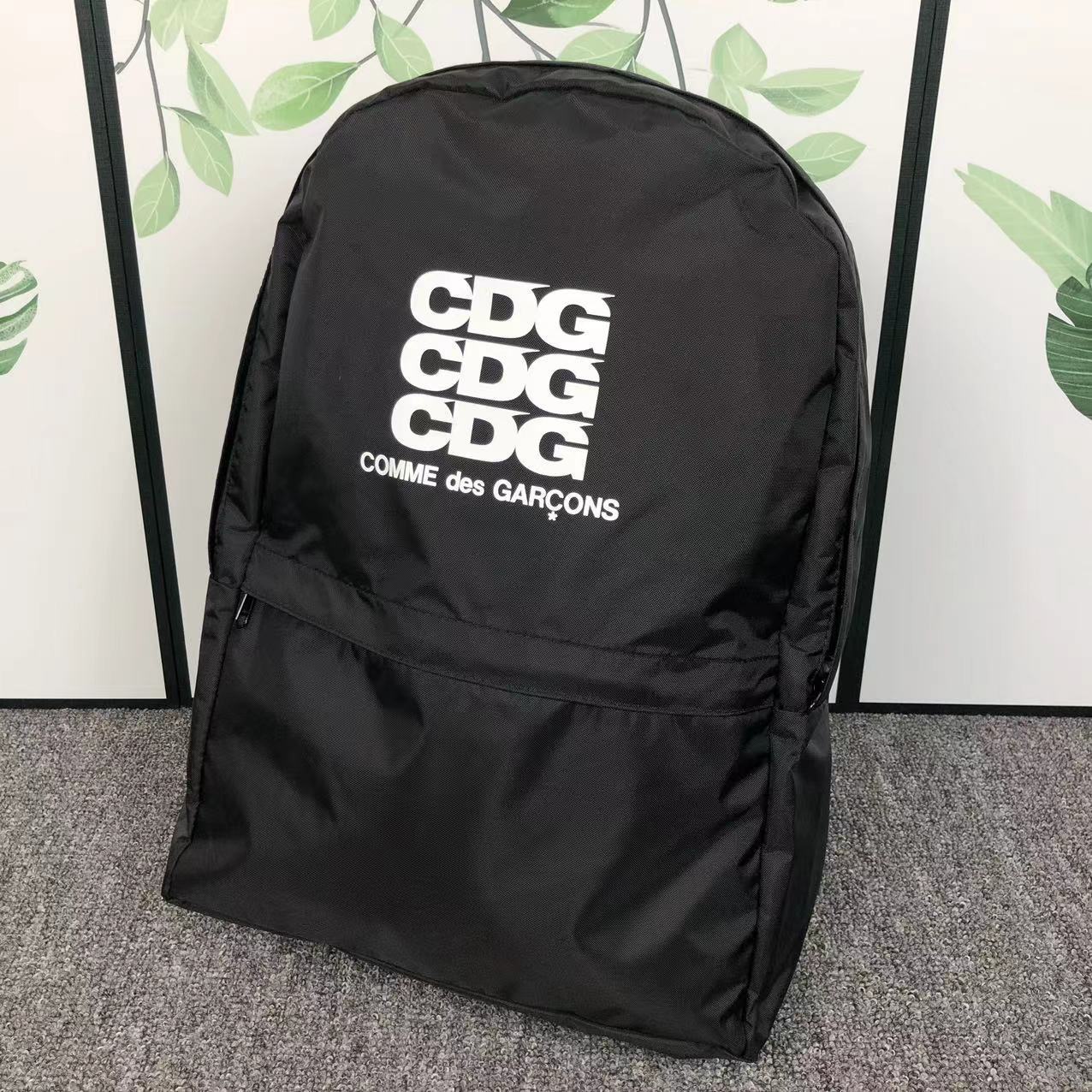 ￥129 COMME DES GARCONS BAG 272247 (长32CM*宽17CM*高46CM)