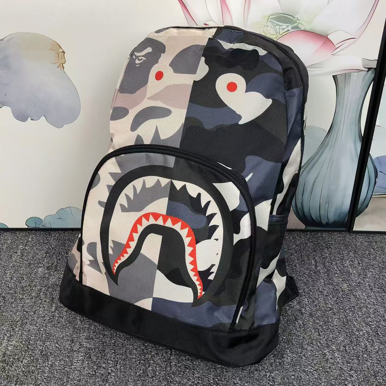 ￥158 BAPE BAG 4105031677( 长38CM*宽15CM*45CM)