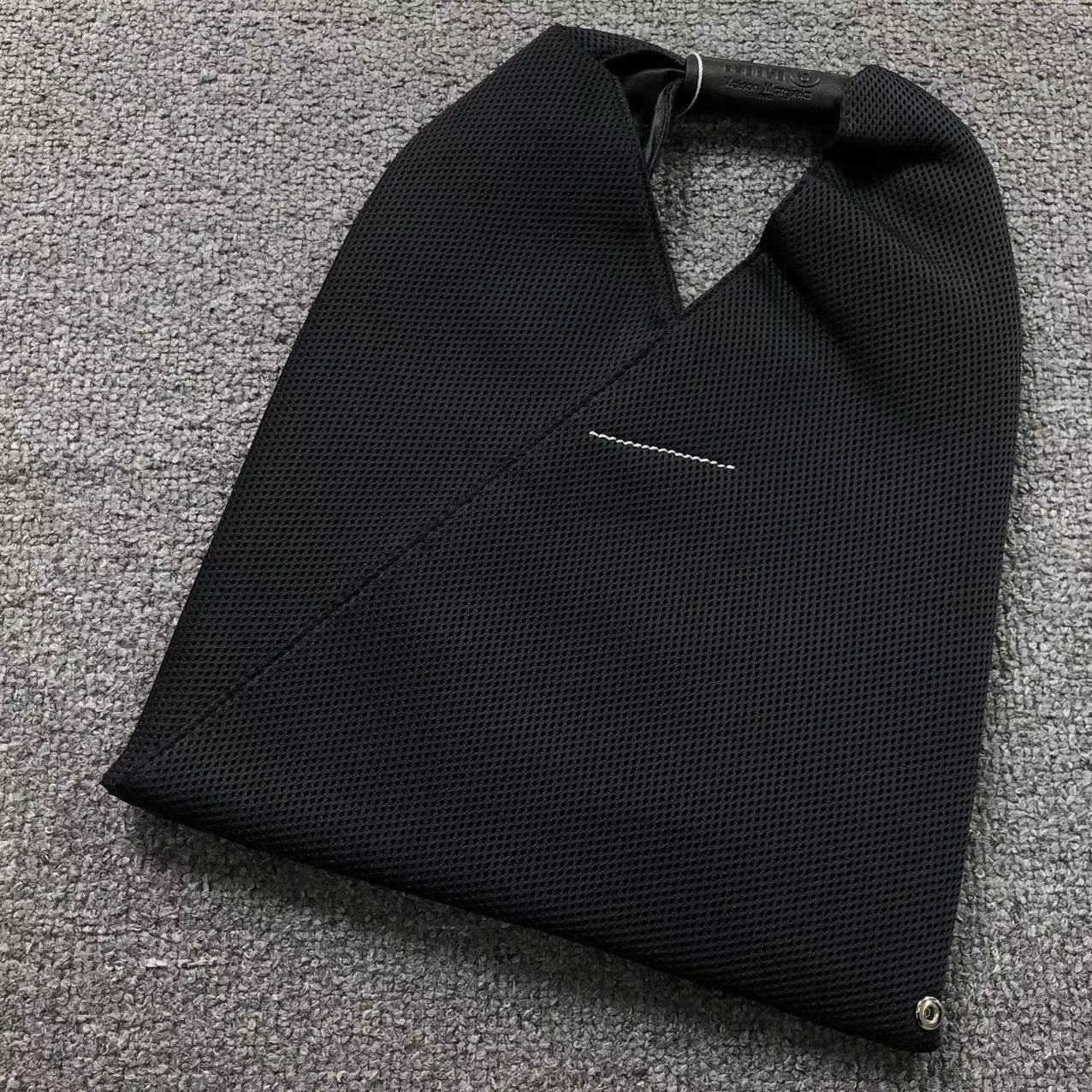 ￥318 MAISON MARGIELA BAG 219225101 ( 长31CM*高40CM)