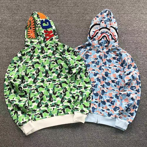 ￥238 BAPE HOODIE 4110200577（im 170cm 60kg i wear size L in the phot）