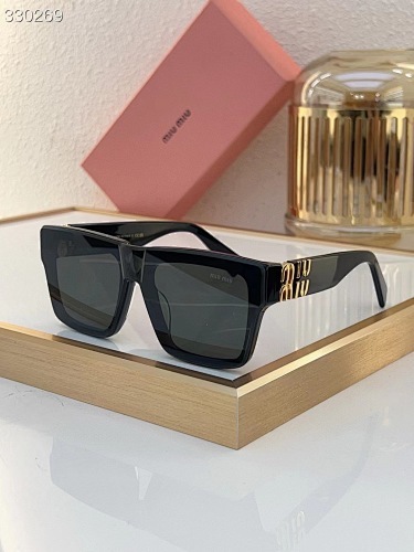 MIU MIU - MU 93AV - 54 19 138