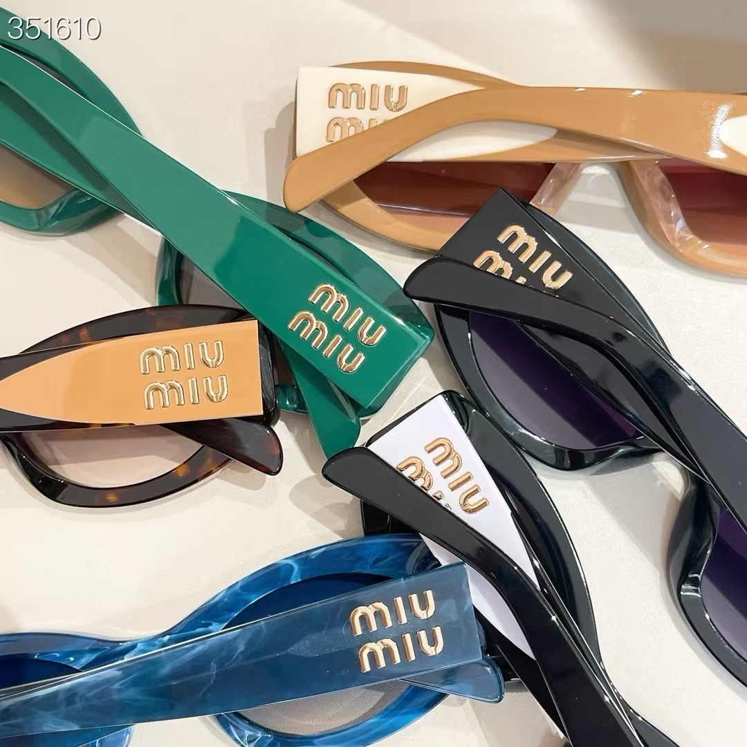 MIU MIU - MU 13K - 62 17 145