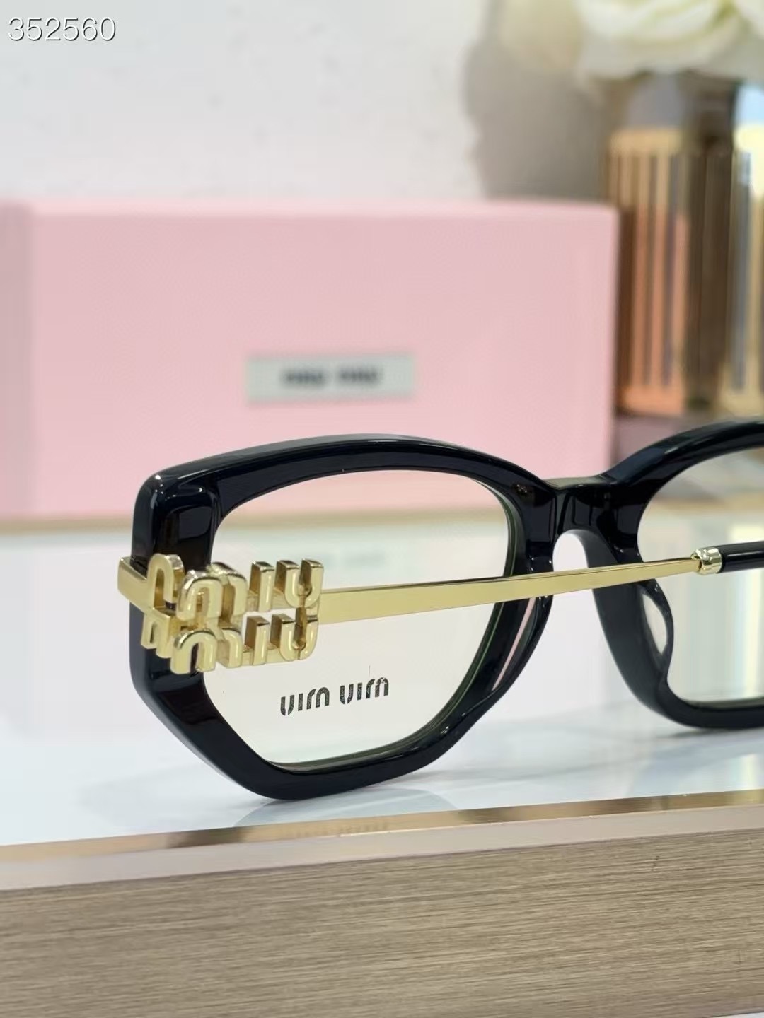 MIU MIU - SMU A09 - 54 19 145