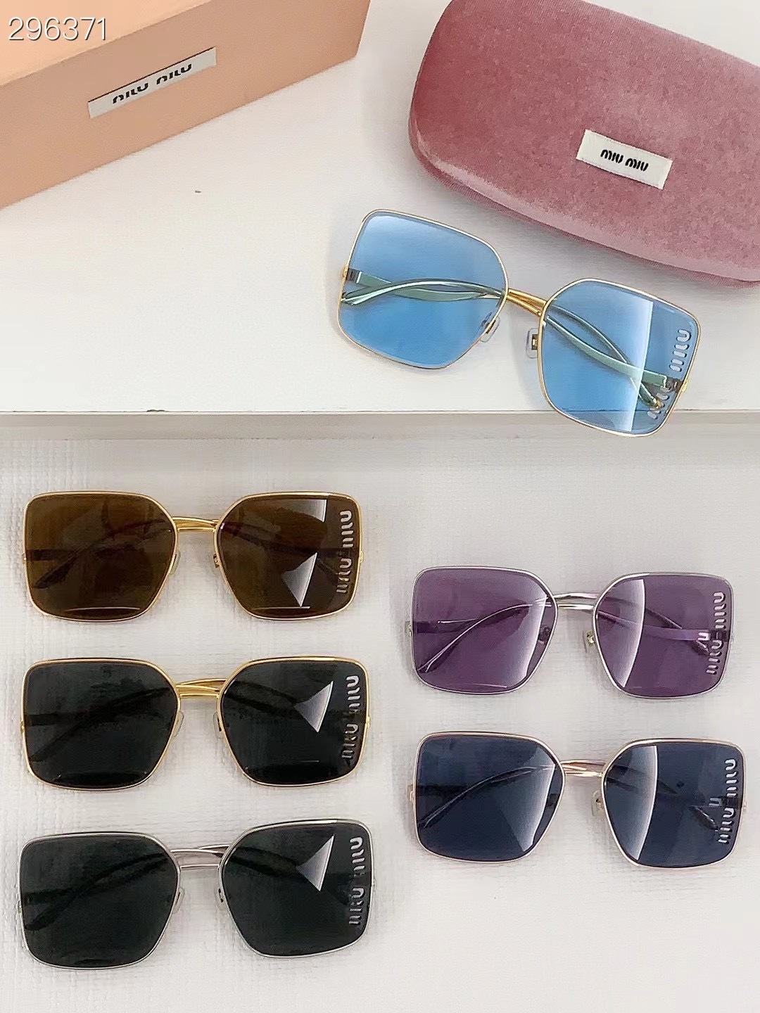 MIU MIU - MU 85AV - 61 17 138