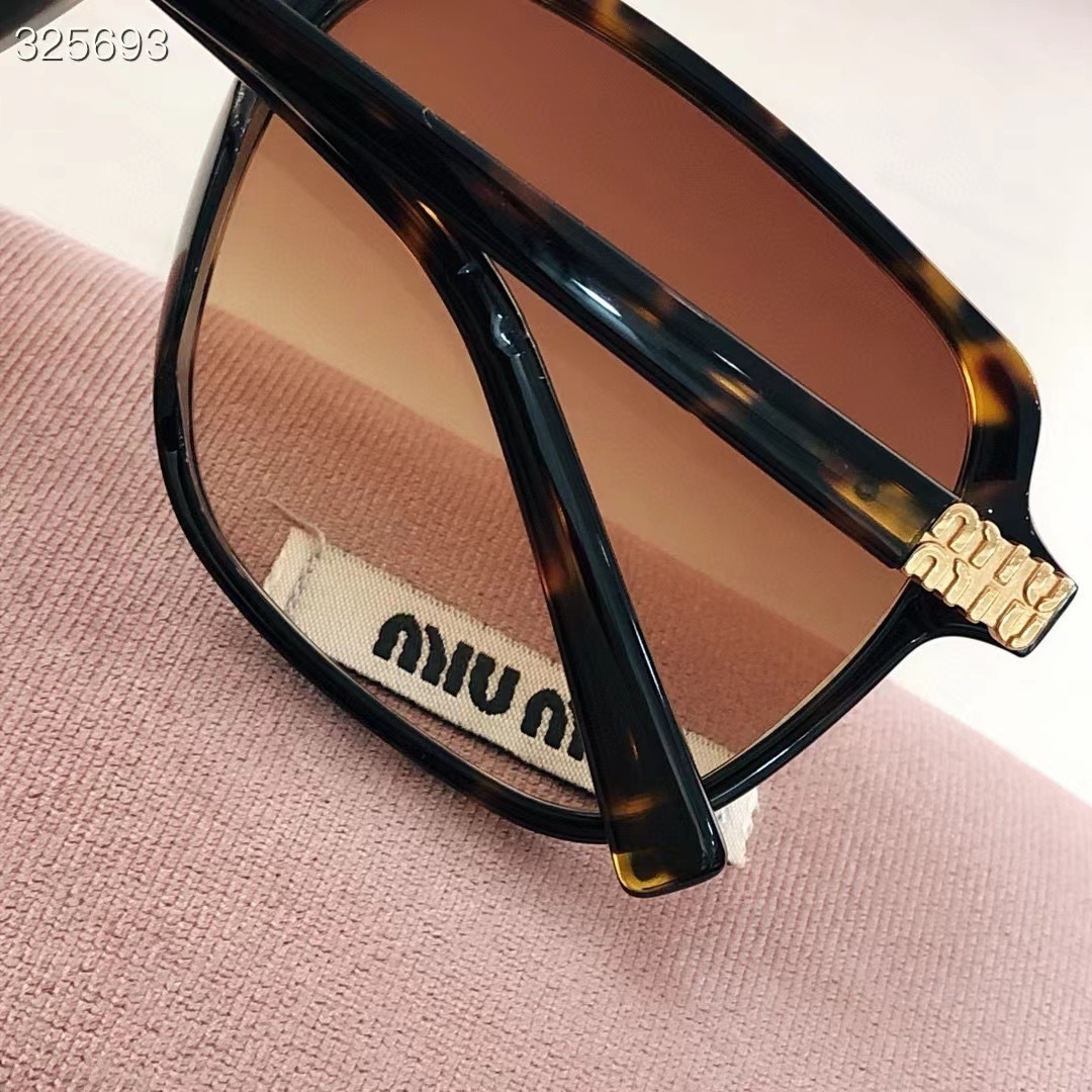 MIU MIU - VMU 63ZS - 57 16 145