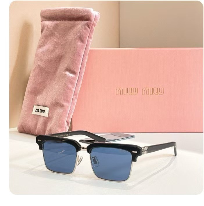 MIU MIU - SMU 10Z - 54 17 140