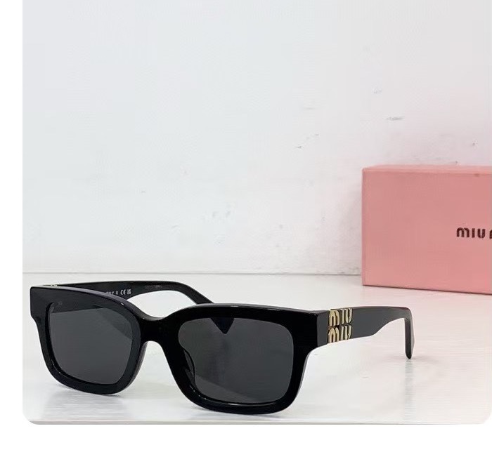 MIU MIU - OMU 02YVF - 53 22 140