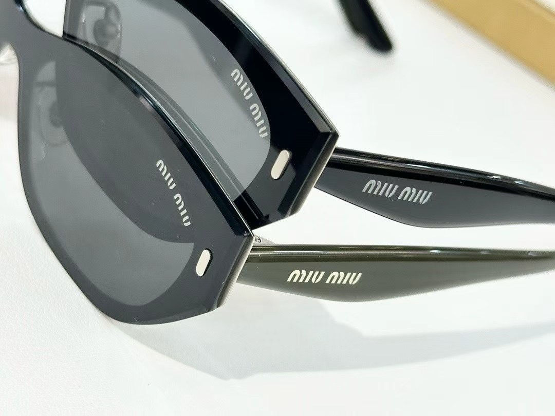 MIUMIU - SMU 57WS - 144 0 152