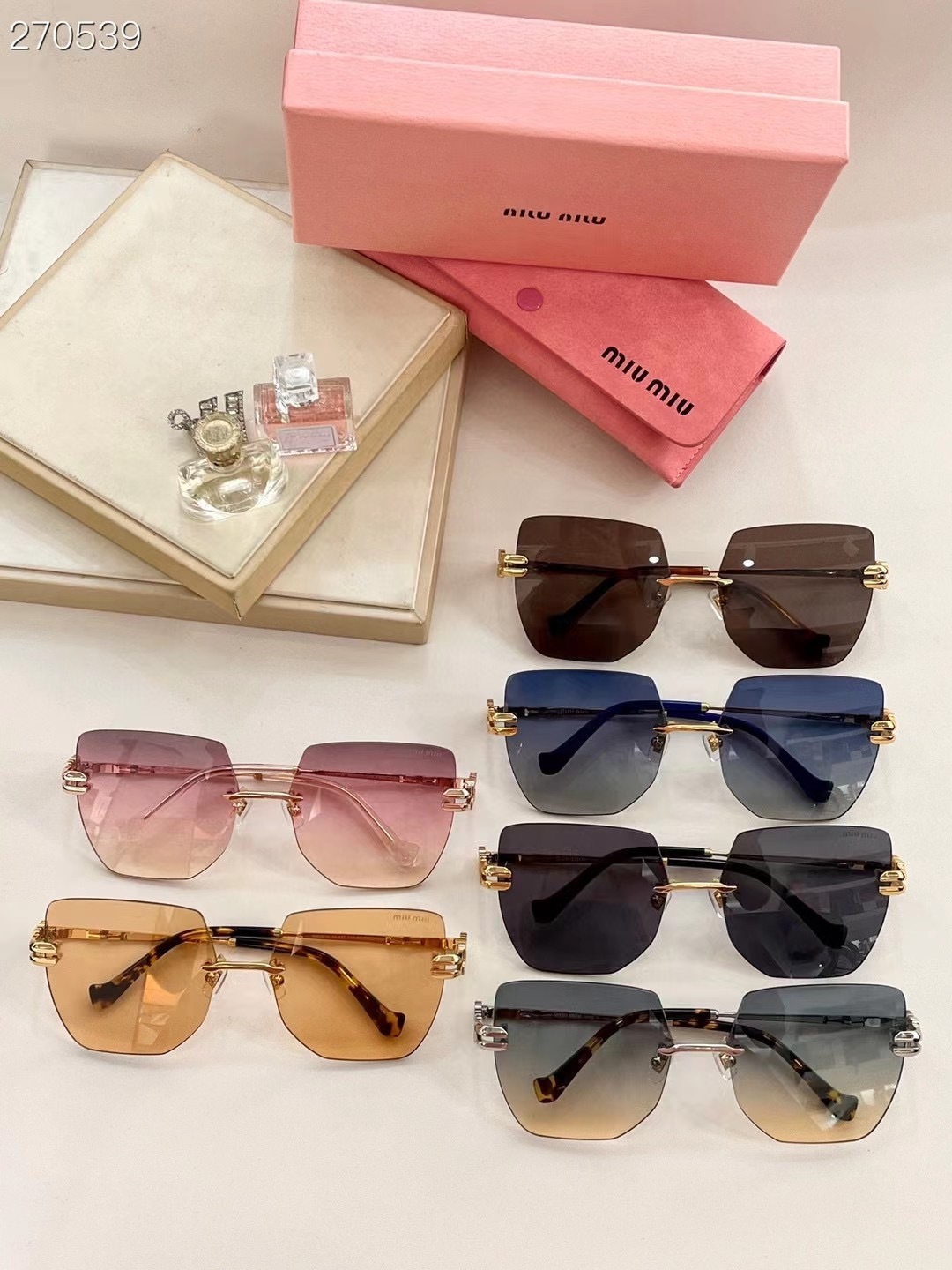 MIU MIU - SMU 61W - 58 17 135