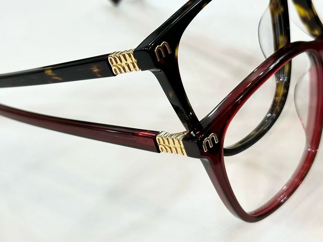 MIU MIU - VMU 62ZS - 54 16 145